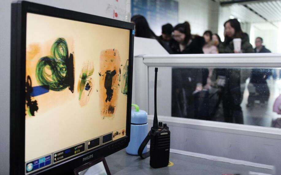 安檢X光機過包圖 安檢X光機過包圖